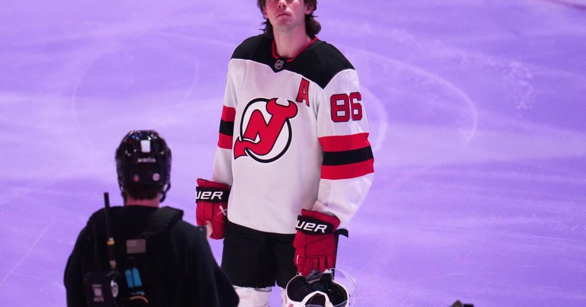 Late goals by Clifton and Chinakhov push the Penguins past Jack Hughes and the Devils 4-1 | National Sports