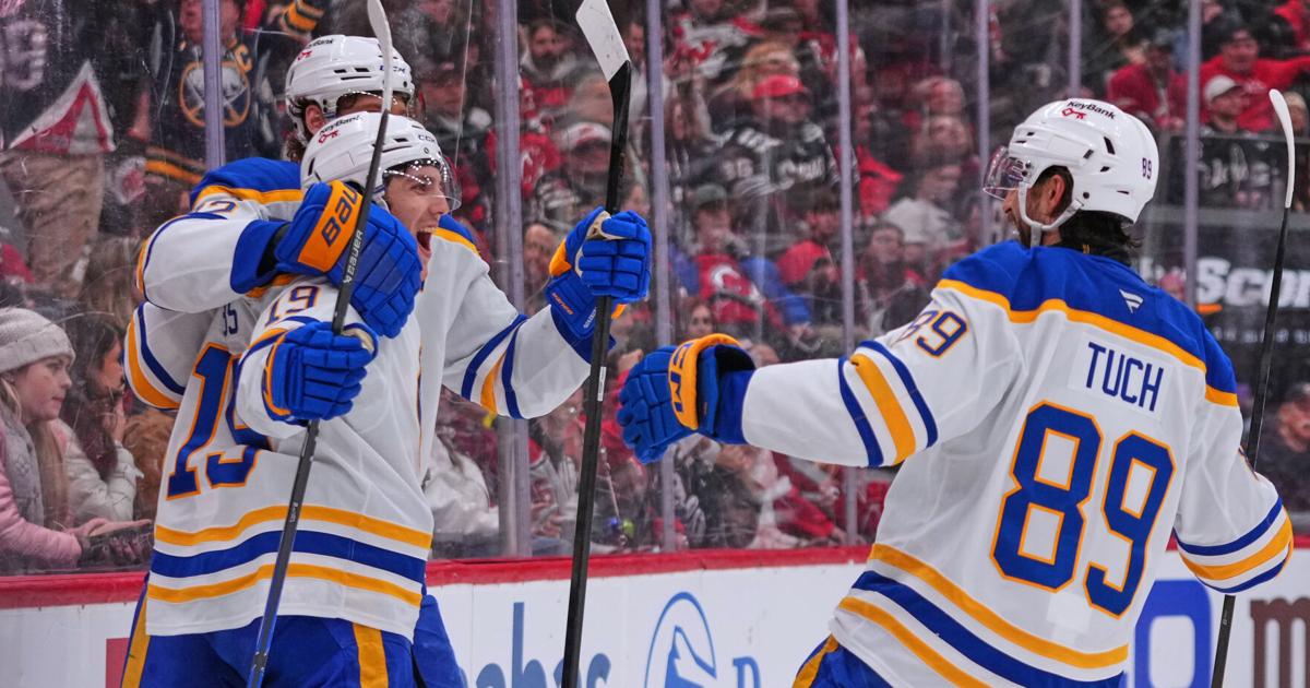 Lyon makes 27 saves against former Florida teammates, Sabres top Panthers 3-2 | Sports