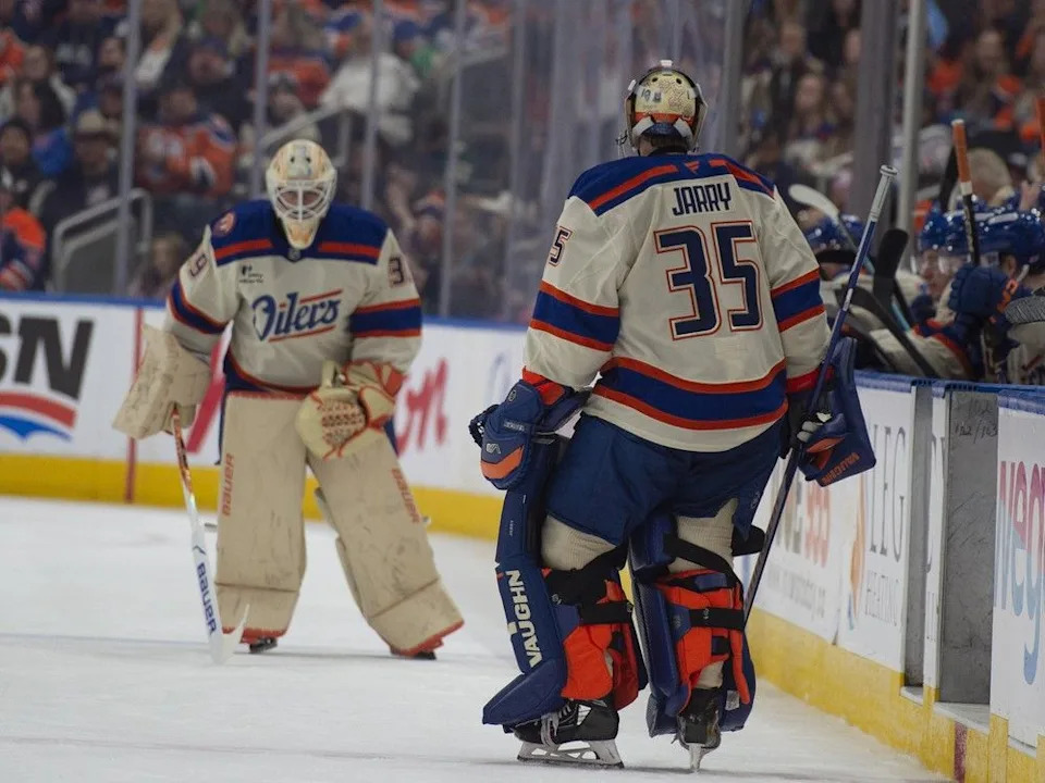 Goalie Tristan Jarry (35)of the Edmonton Oilers, was pulled in the second period in favour of Goalie Connor Ingram (39) while playing the Minnesota Wild at Rogers Place in Edmonton on Saturday, January 31, 2026.