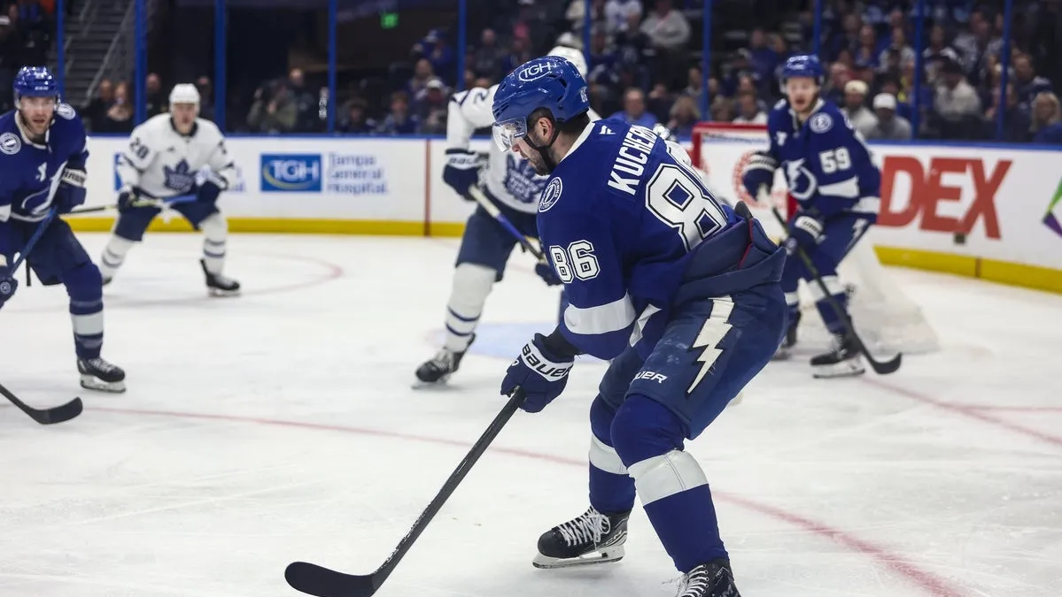 Carolina Hurricanes vs. Tampa Bay Lightning odds, tips and betting trends