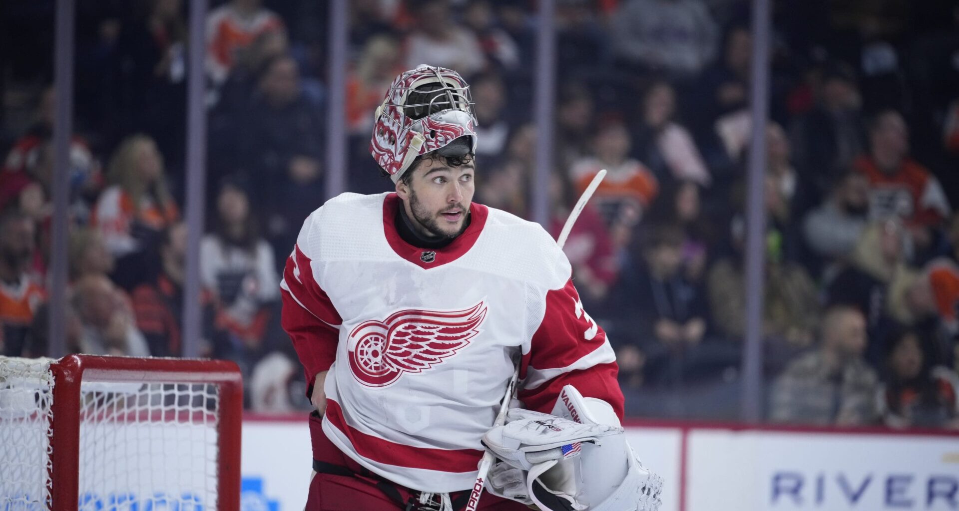 Alex Lyon, Red Wings