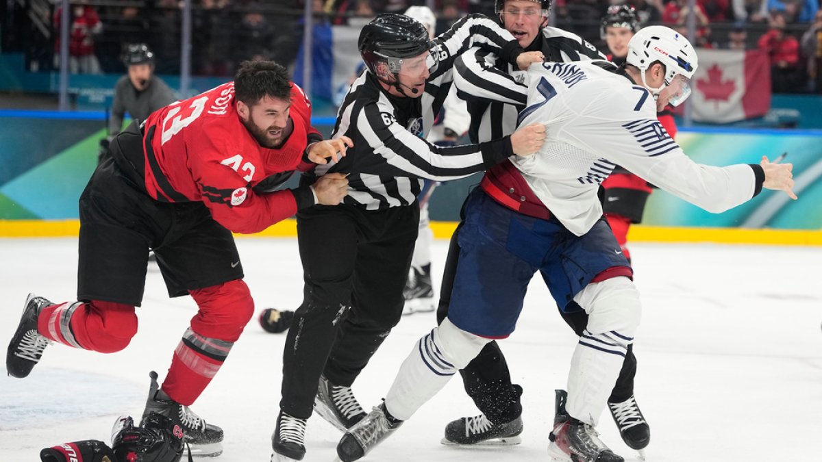 Tom Wilson’s hockey fight at 2026 Olympics got him ejected – NBC Chicago