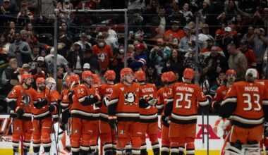 Ducks defeat Kraken, move to third place in Pacific Division – Annenberg Media