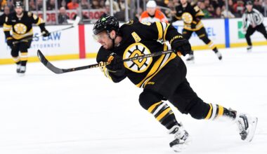 How To Watch Bruins vs. Lightning Outdoor Game Tonight