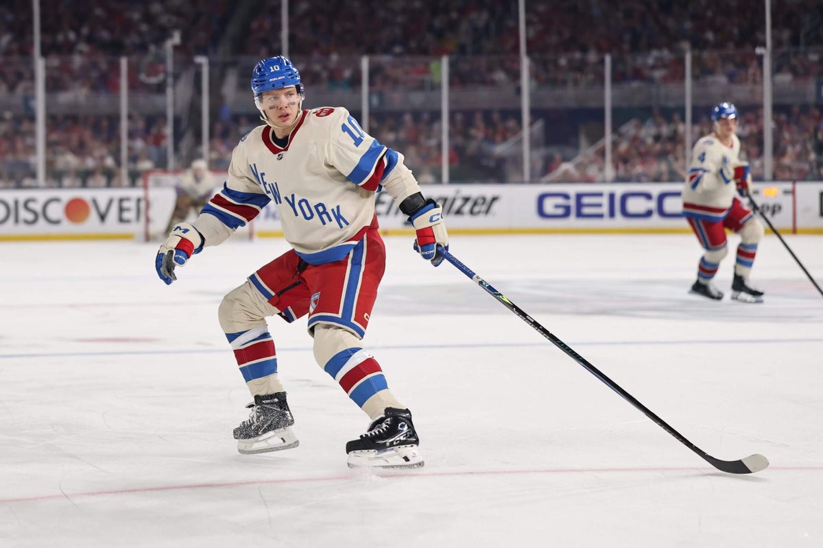 Rangers trade Artemi Panarin to Kings for conditional third-round pick, prospect: Source