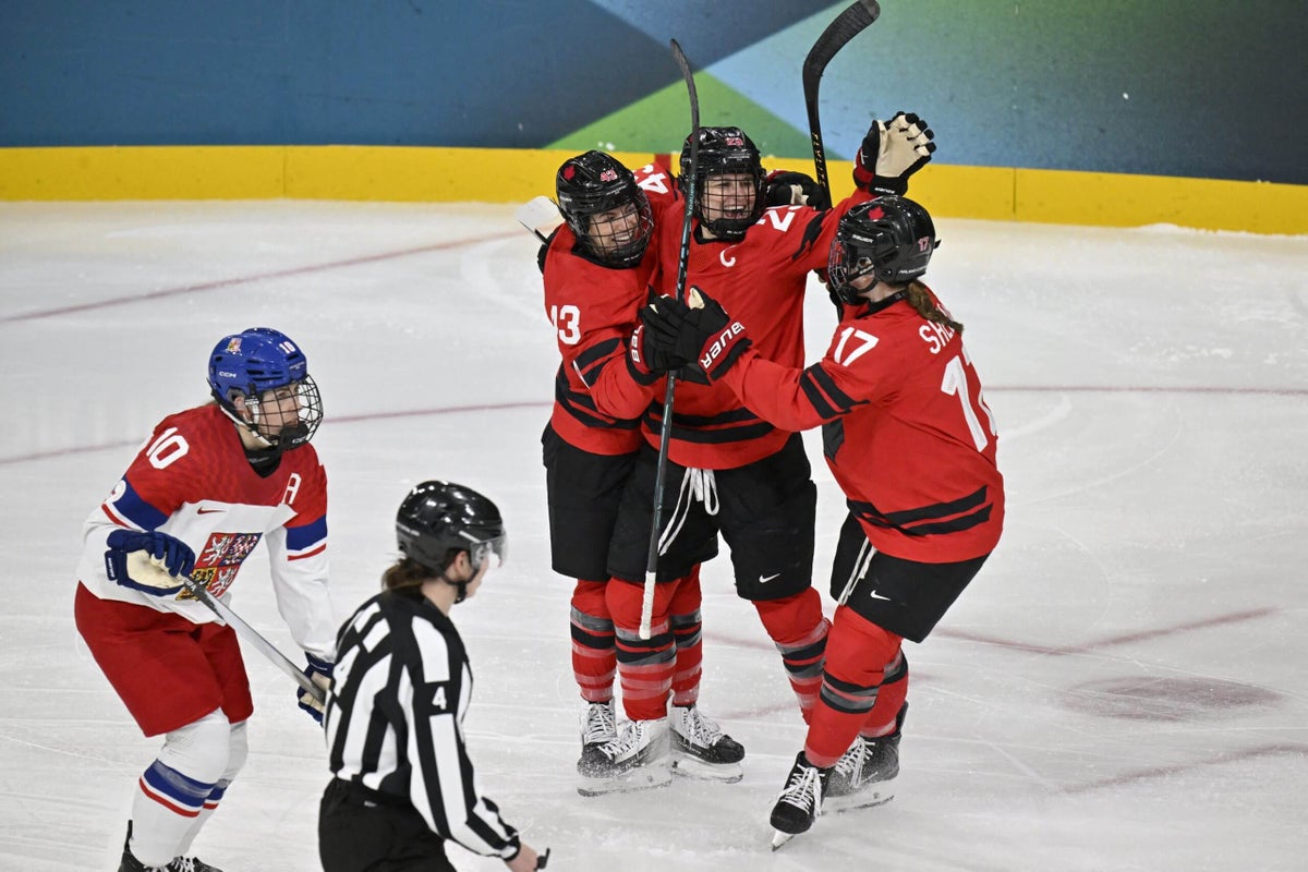 Canada’s win over Czech Republic in Olympic women’s hockey overshadowed by Poulin’s exit