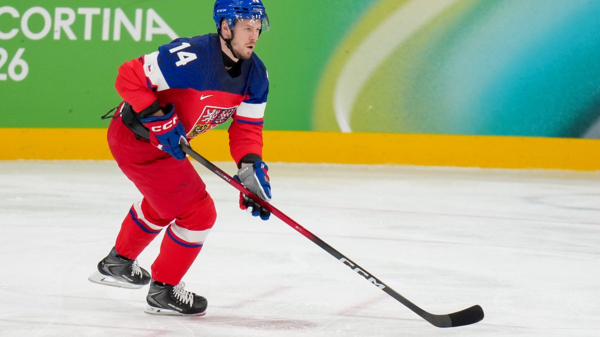 Why the ice looked different in men’s Olympic hockey playoffs – NBC4 Washington