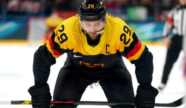 Weekend rankings, Olympics edition: Ghosts, bridesmaids, a fight and more