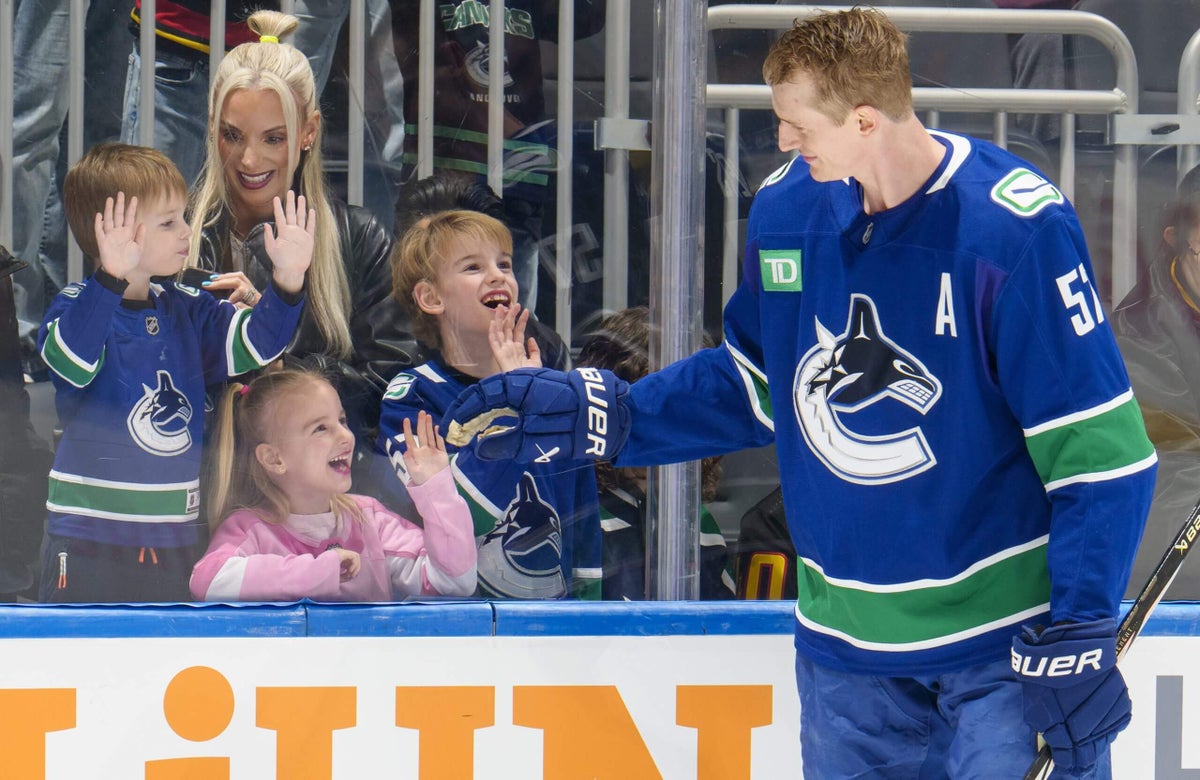 Tyler Myers’ goodbye skate and why a Canucks trade deadline fire sale is a necessary step