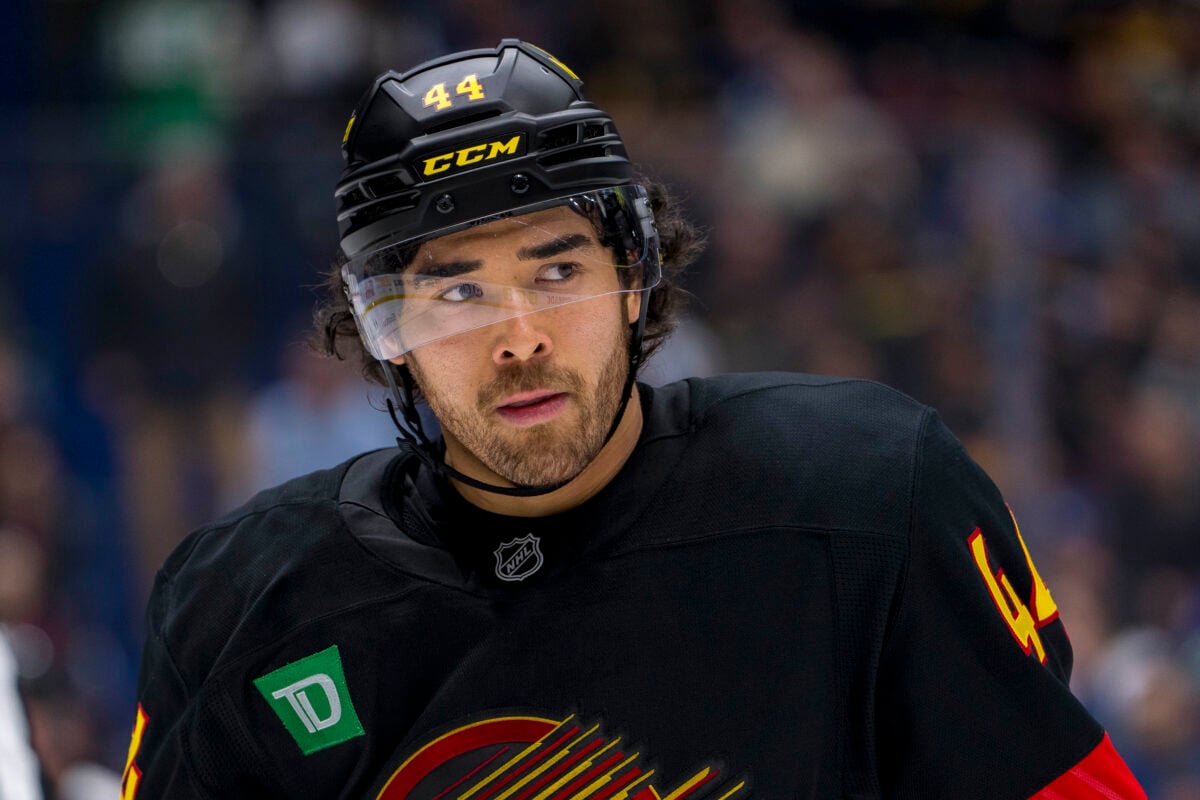 Kiefer Sherwood Vancouver Canucks