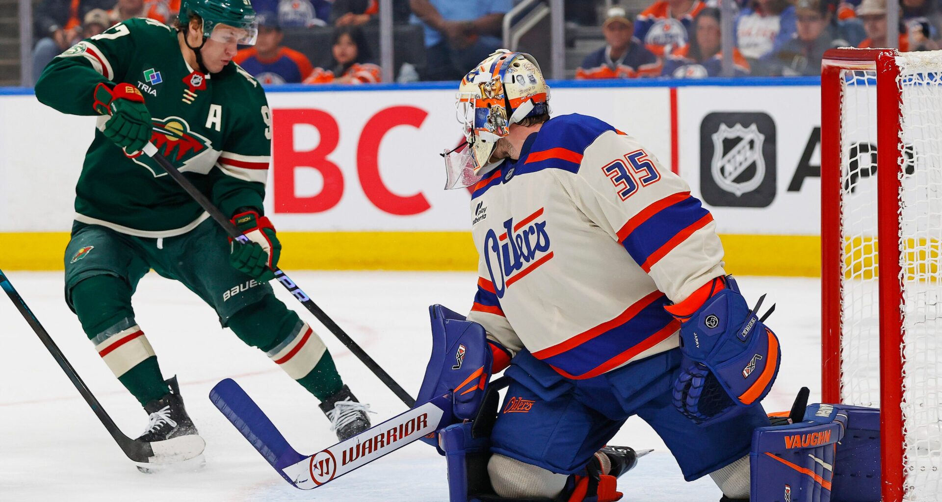 3 Takeaways From Oilers’ 7-3 Blowout Loss to Wild - The Hockey Writers -