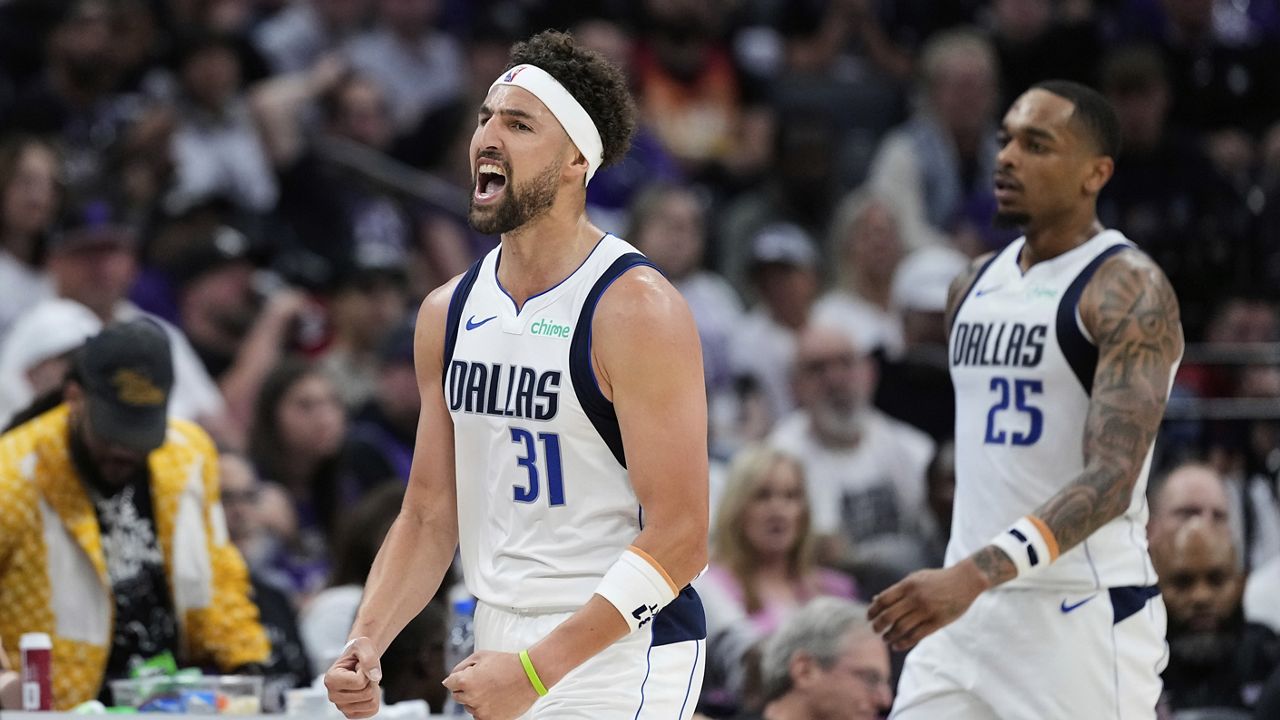 Dallas Mavericks guard Klay Thompson (31) reacts during the first half of an NBA play-in tournament basketball game against the Sacramento Kings, Wednesday, April 16, 2025, in Sacramento, Calif. (AP Photo/Godofredo A. Vásquez)