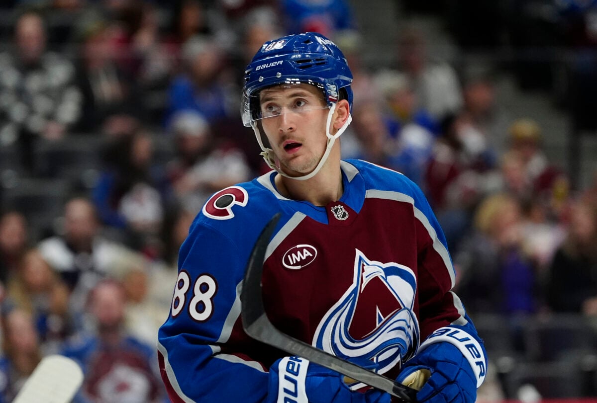 Martin Necas Colorado Avalanche