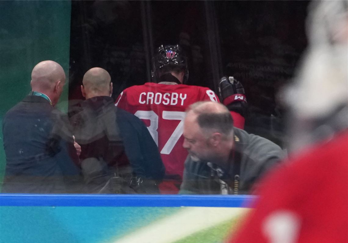 Penguins captain Sidney Crosby suffers lower-body injury in Canada's Olympic quarterfinal win