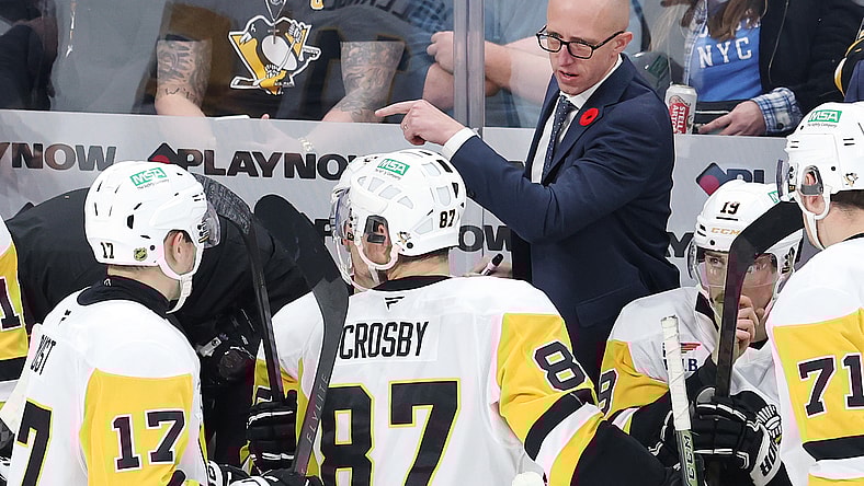 NHL: Pittsburgh Penguins at Winnipeg Jets