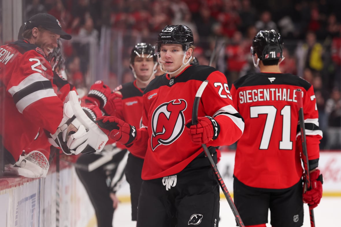 Here's the Devils' Plan for Lenni Hämeenaho & Colton White