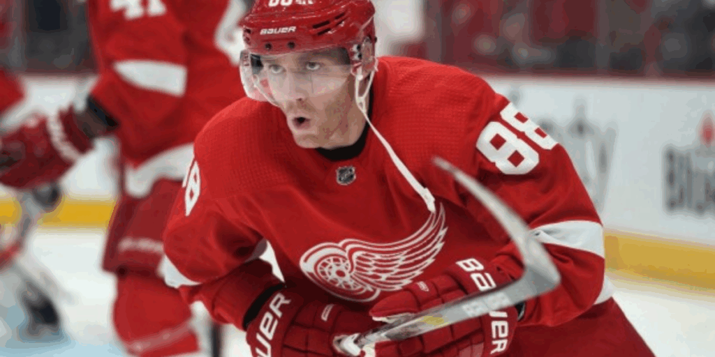 Detroit Red Wings Re-Sign Patrick Kane
