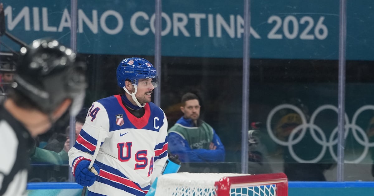 Auston Matthews will rejoin Toronto Maple Leafs Wednesday; status unclear vs. Lightning