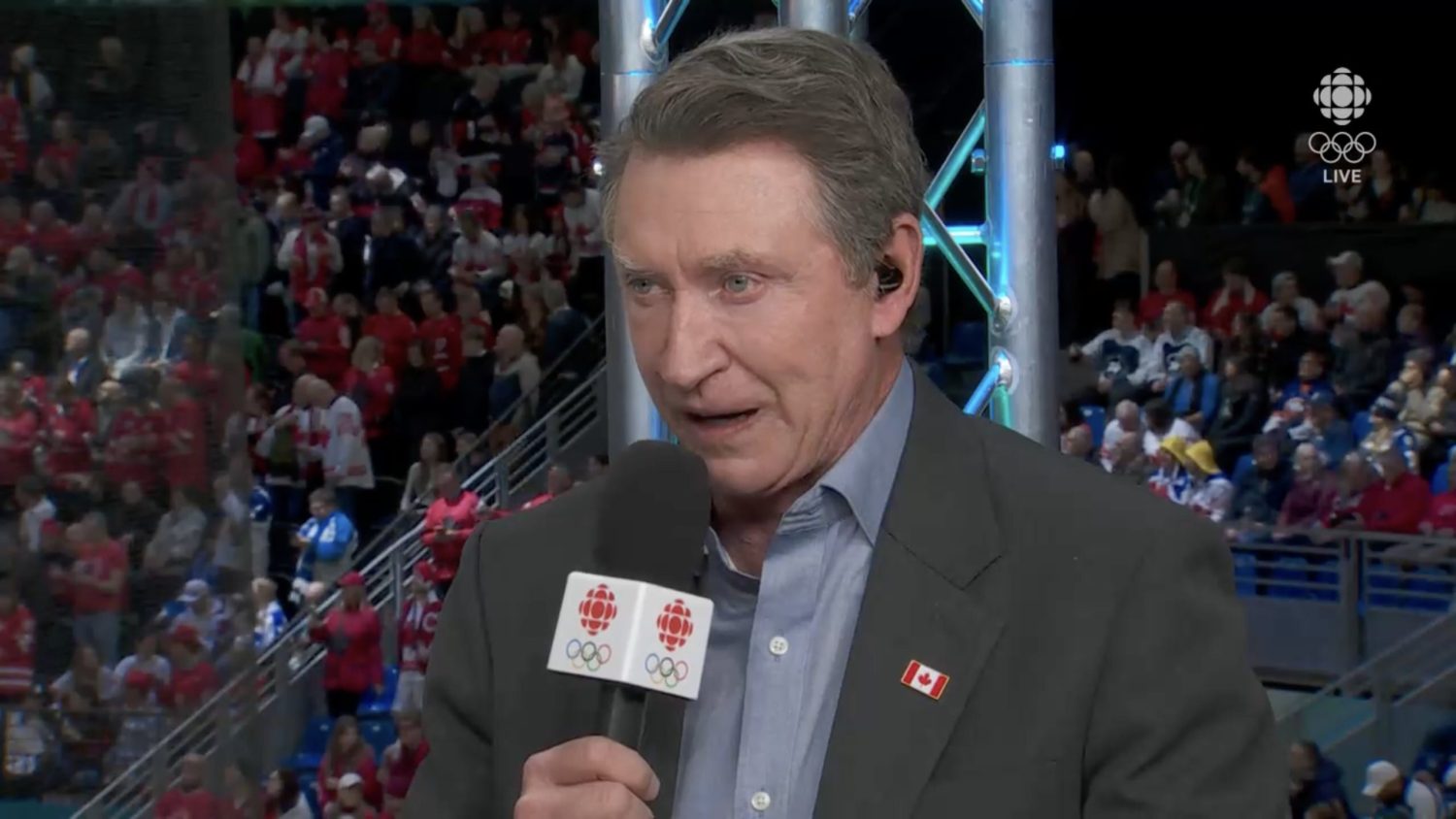 Wayne Gretzky vows to choose Canada over Donald Trump