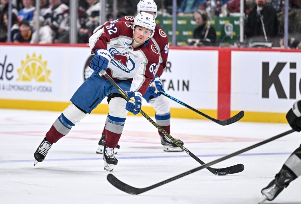Why Avalanche teammates adore Artturi Lehkonen, the "sacrificial lamb"