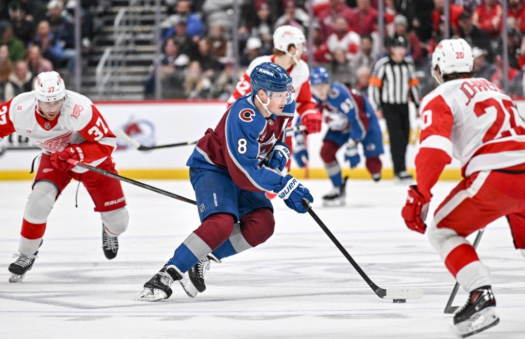 Avalanche search for answers as power play woes continues