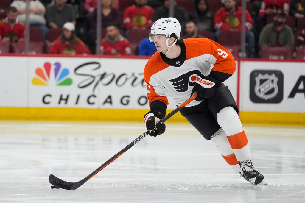 Flyers end winless streak with 4-2 victory over Capitals