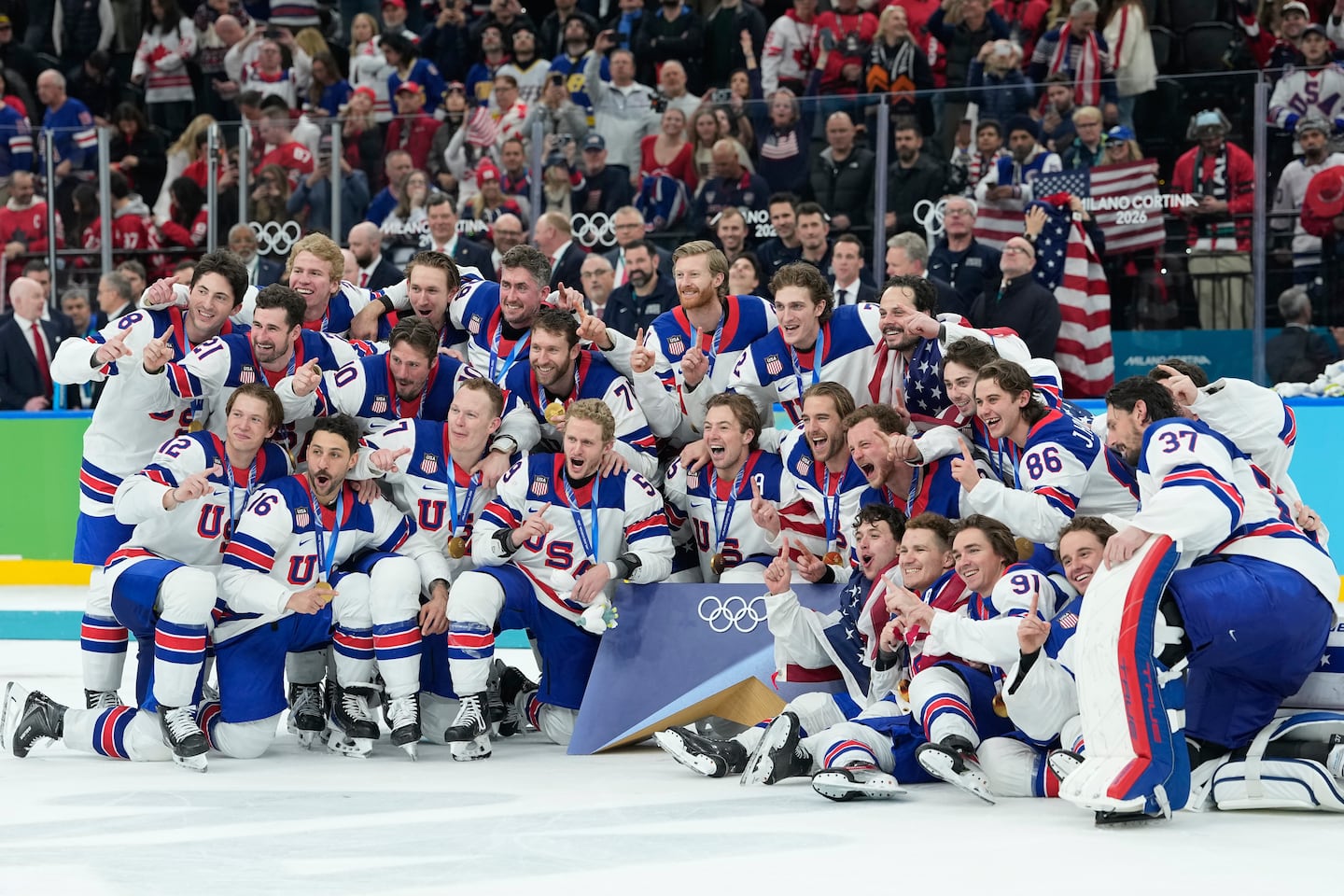 The United States men's hockey team defeated Canada, 2-1.