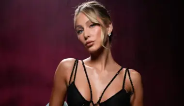 Who is Alix Earle? TikTok Rise, Braxton Berrios Relationship, and Tom Brady Dating Rumors image