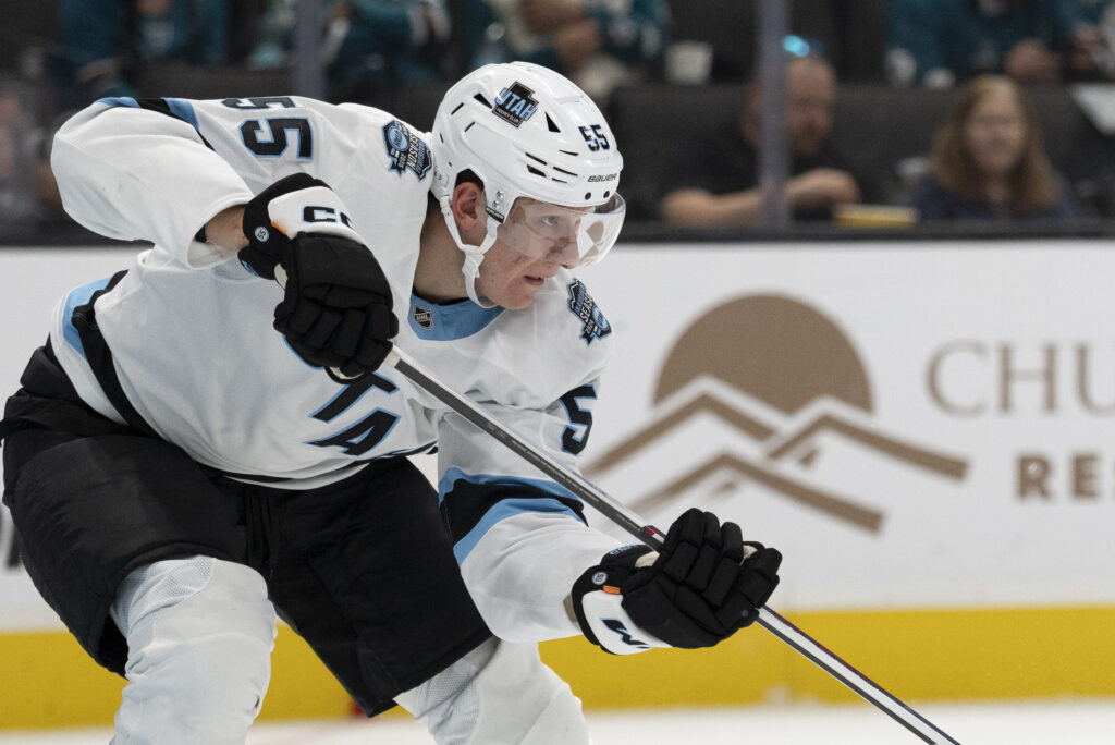 Mammoth Recall Maksymilian Szuber, Assign Scott Perunovich – Pro Hockey Rumors