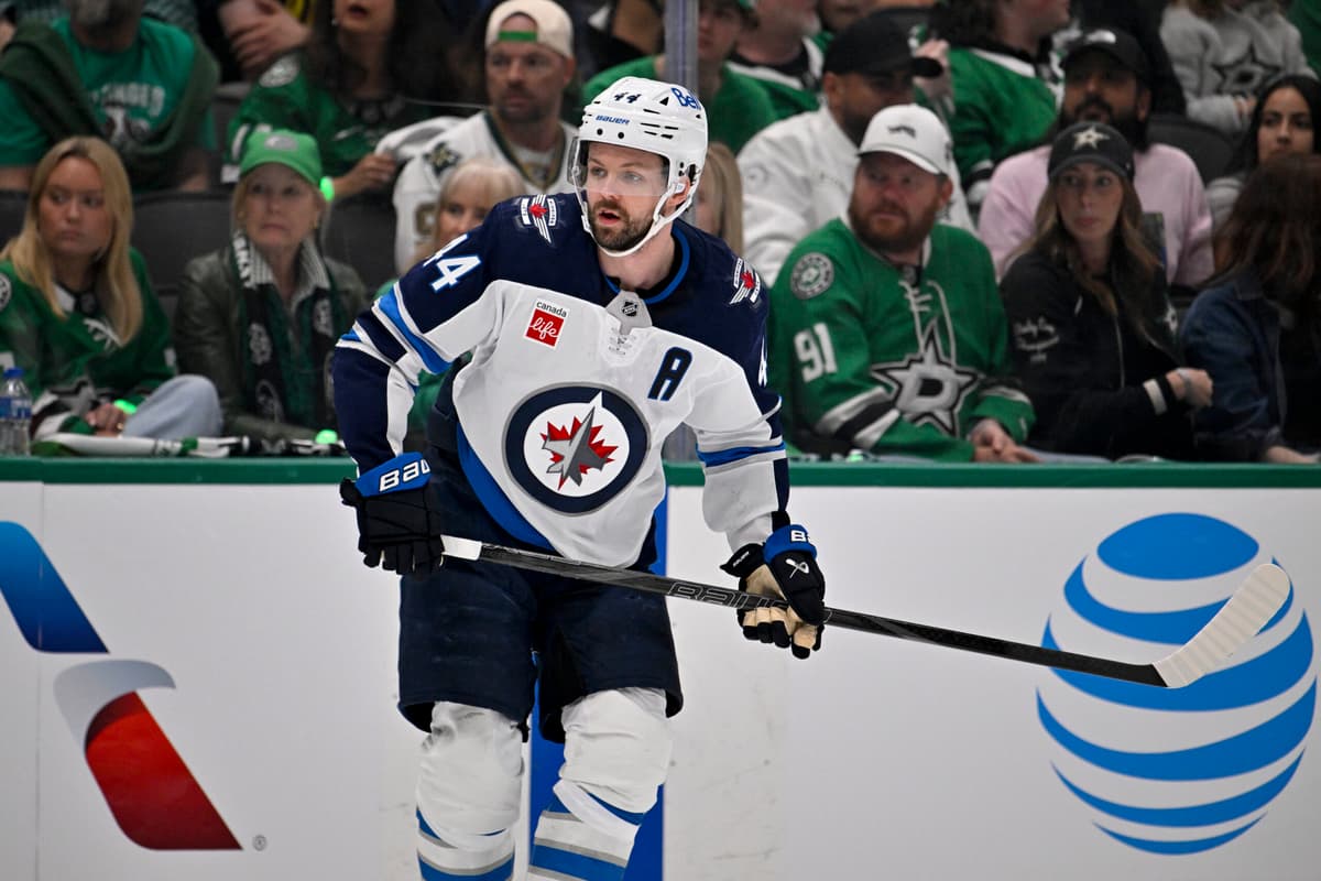 Winnipeg Jets at Dallas Stars