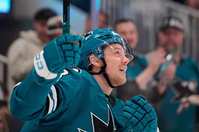 Jeff Skinner, NHL forward