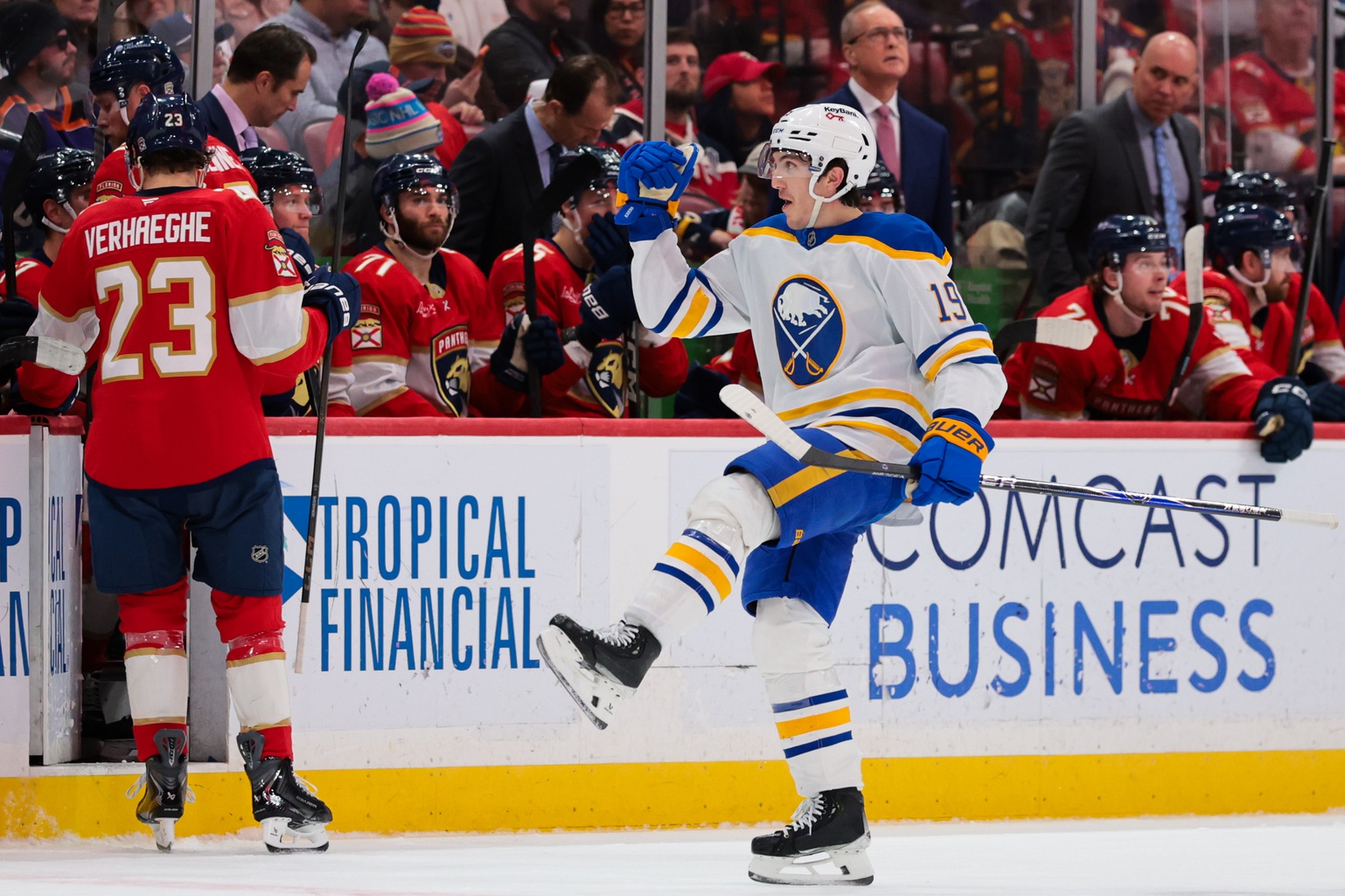 Collapse continues as Panthers lose 5-3 to Sabres