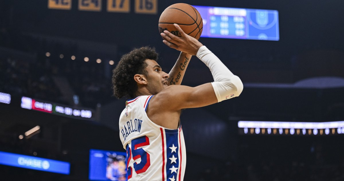 Source: Sixers sign Dominick Barlow to multiyear standard contract