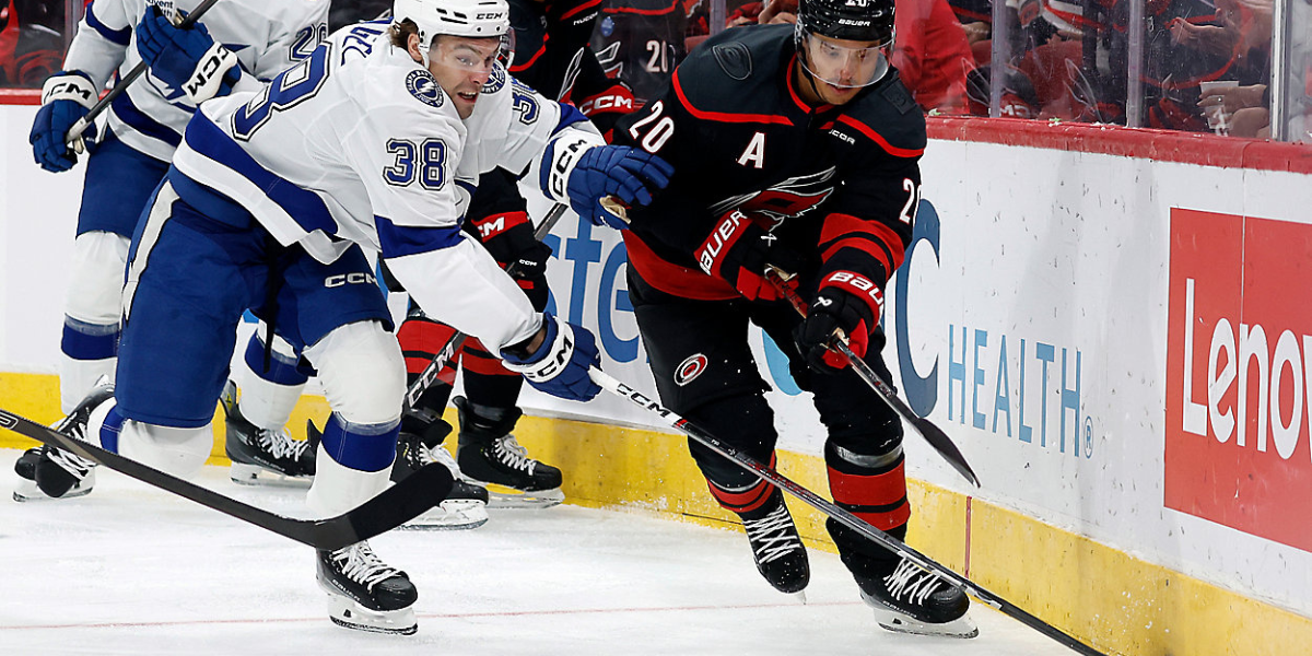 NHL Game Preview: Tampa Bay Lightning at Carolina Hurricanes with Line Combinations 02/26/2026