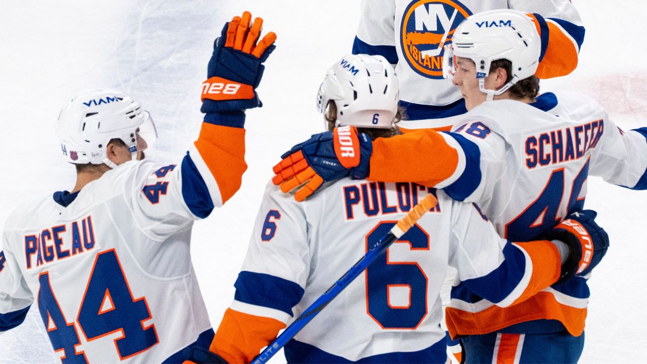 Jean-Gabriel Pageau helps Islanders complete overtime rally against Canadiens