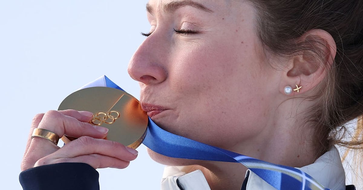 Winter Olympics 2026 live updates: Mikaela Shiffrin takes gold, Canada men's hockey escapes upset bid, Day 12 latest