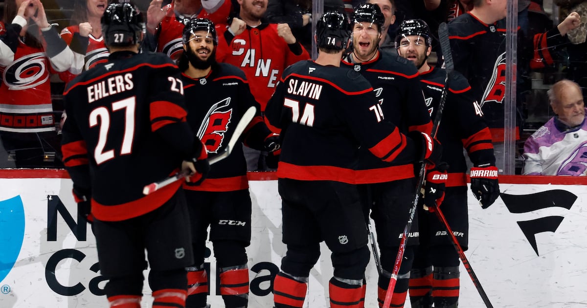 Jordan Staal's late goal lifts Carolina Hurricanes past Ottawa Senators