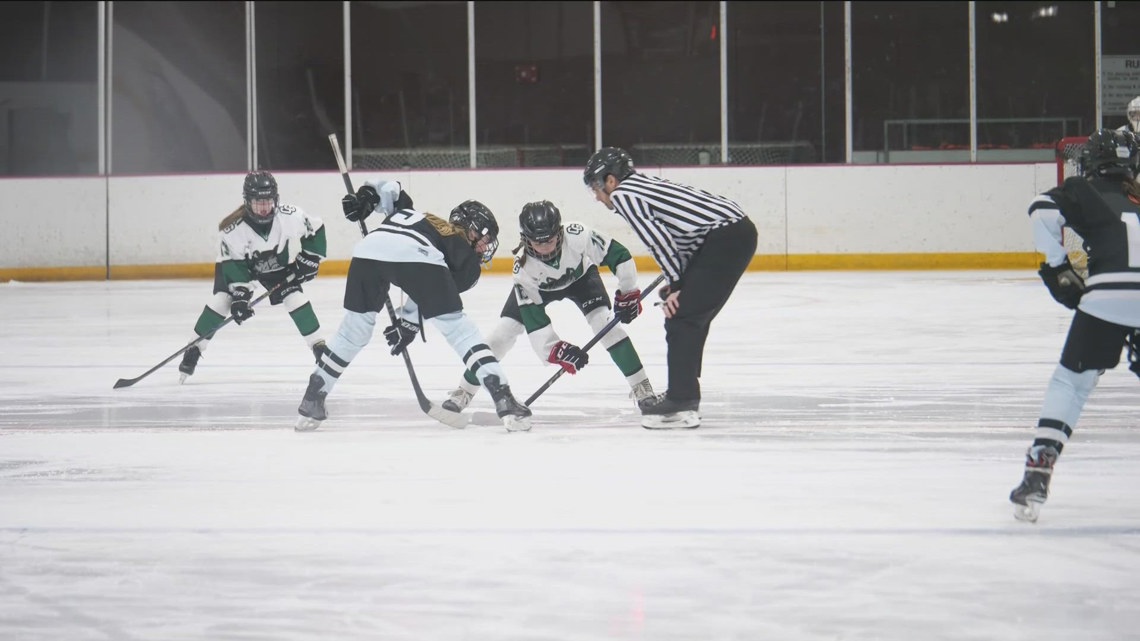 Winner finally emerges after marathon youth hockey game