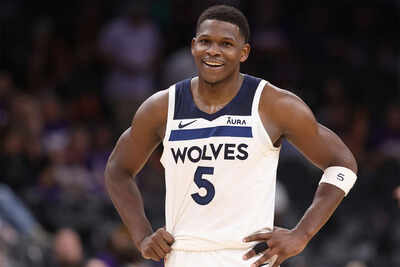 Is Anthony Edwards playing tonight vs the Dallas Mavericks? Latest update on the Minnesota Timberwolves star's injury report (February 20, 2026)