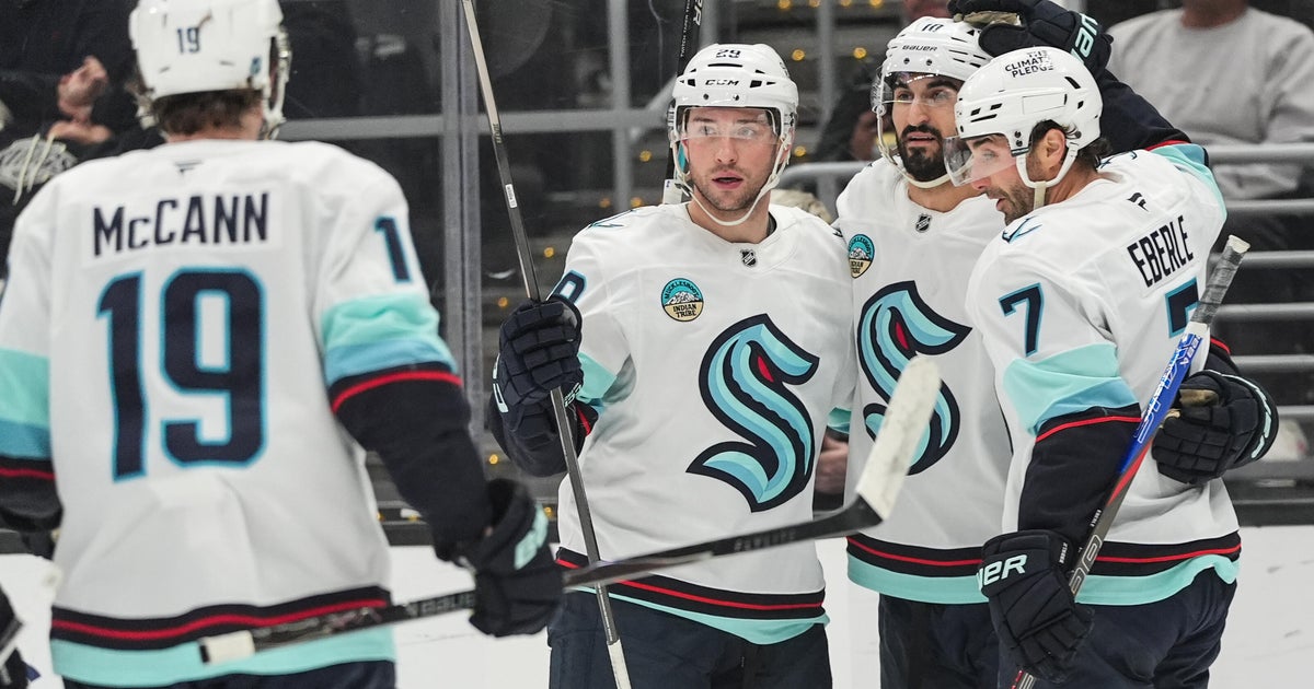 Shane Wright's 2 goals lead Kraken to 4-2 victory over Kings