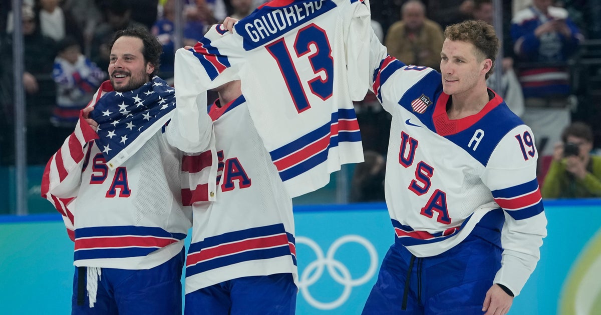 U.S. men's hockey honors Johnny Gaudreau after gold medal victory over Canada