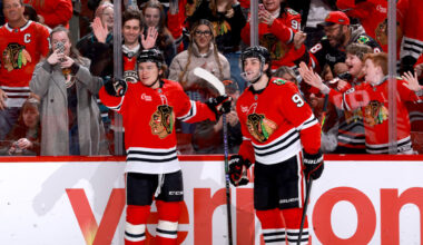 Bedard Finishes Tic-Tac-Toe Goal | Chicago Blackhawks