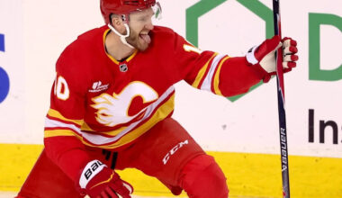 Flames forward Jonathan Huberdeau to undergo season-ending hip surgery