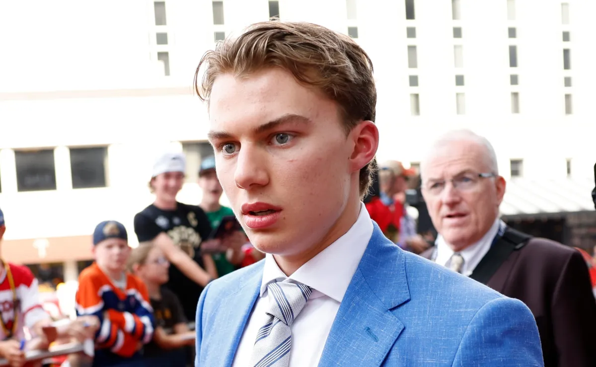 Connor Bedard breaks silence with clear message to Sidney Crosby, Team Canada after being left out of 2026 Winter Olympics