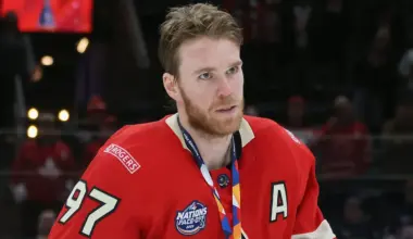 Team Canada HC Jon Cooper raves about Connor McDavid with bold comment amid Sidney Crosby speculation in 2026 Winter Olympics