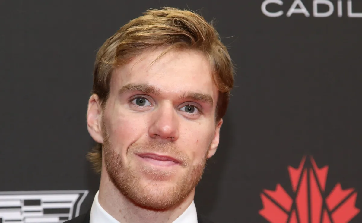 Connor McDavid, Mitch Marner and Team Canada get warning from Jon Cooper after Sidney Crosby's injury vs Czechia in 2026 Winter Olympics hockey