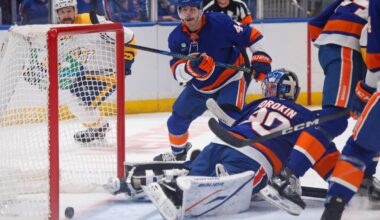 Islanders waste strong start in sloppy loss to Predators