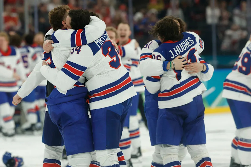 USA men's hockey team celebrates winning gold medal in the Winter OlympicsGeoff Burke-Imagn Images