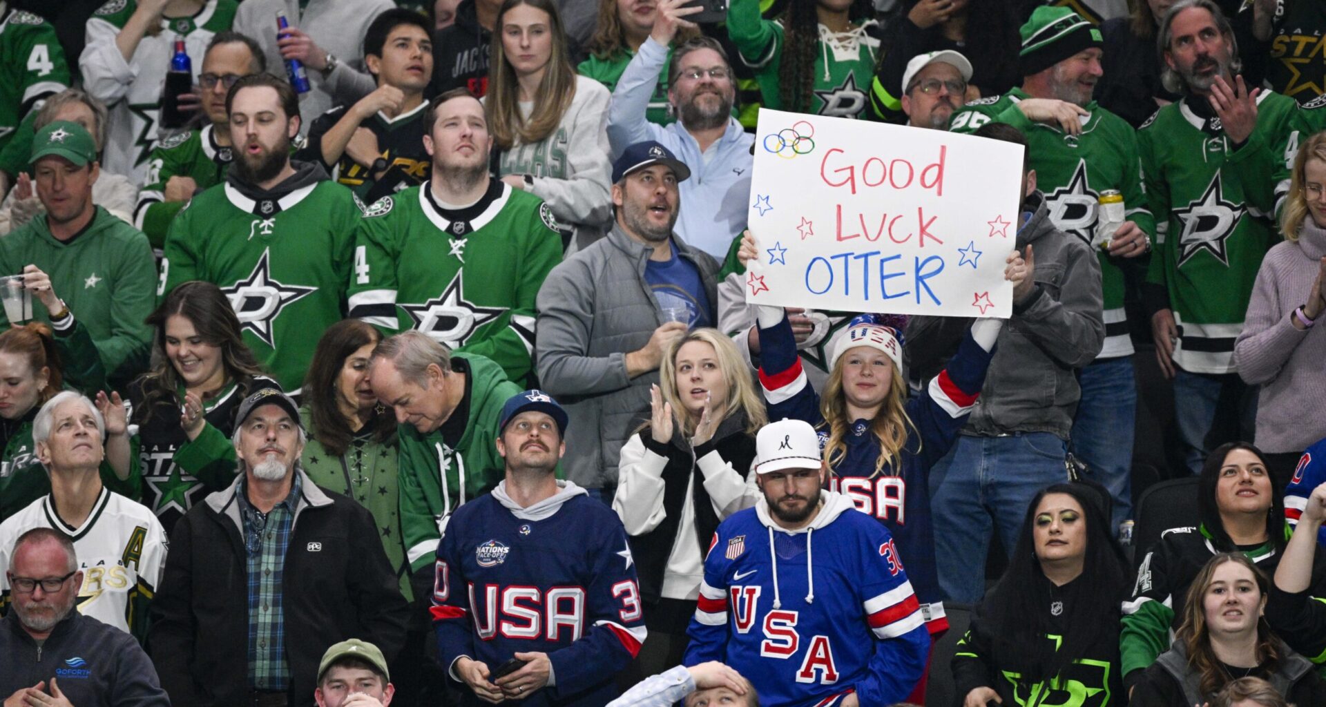 Team USA hockey goalie unveils cool 2026 Winter Olympics mask