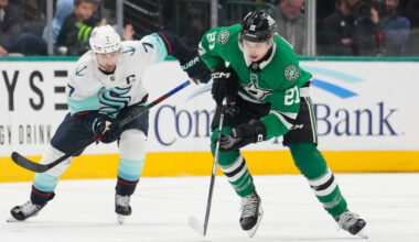 Dallas topples Seattle 4-1, Johnston sets record